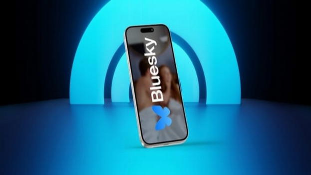 Bluesky lancia un abbonamento senza verifica: basteranno le nuove funzionalità?