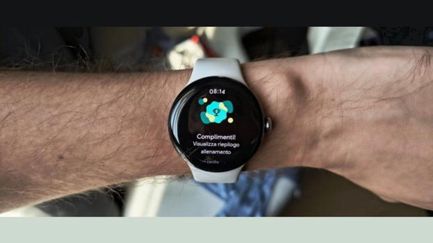 Google sviluppa un nuovo chip Tensor per smartwatch: debutto previsto su Pixel Watch 5 nel 2026