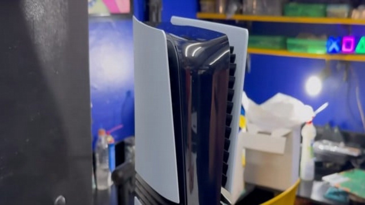 PlayStation 5 Pro rivelate specifiche e teardown della console prima