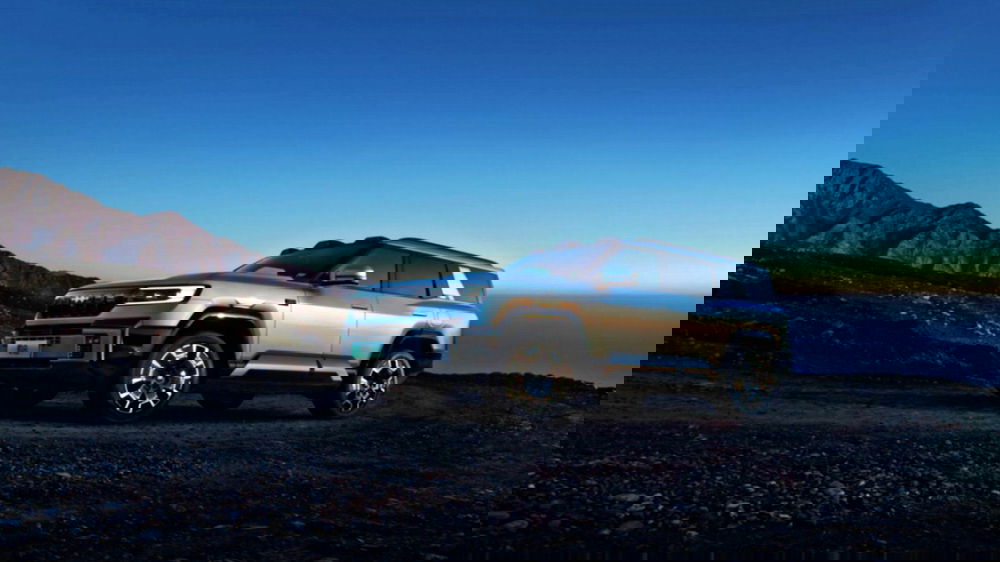Fangbaobao 8: il SUV fuoristrada intelligente di BYD e Huawei