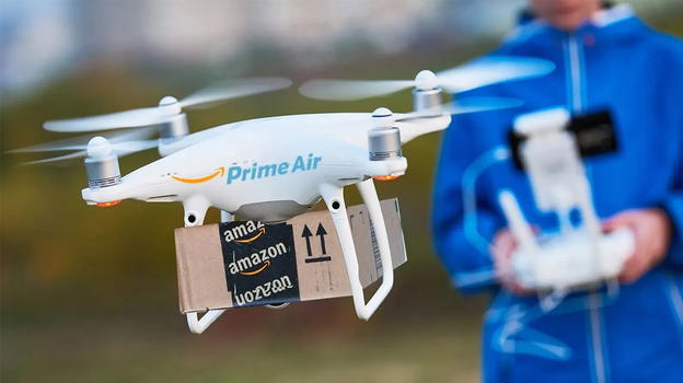 Amazon, al via le consegne con droni in Italia: il primo volo è realtà