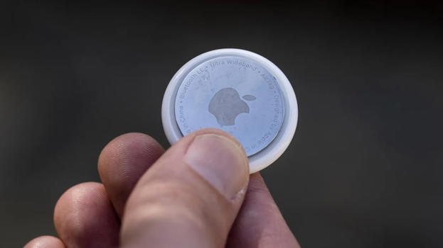 Il nuovo AirTag di Apple: localizzazione estesa con il chip UWB di nuova generazione