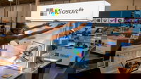 Microsoft impone Copilot agli utenti e alza i prezzi: una strategia controversa per il suo assistente AI
