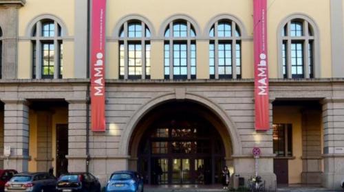 Bologna, ironia nell'arte italiana tra XX e XXI secolo