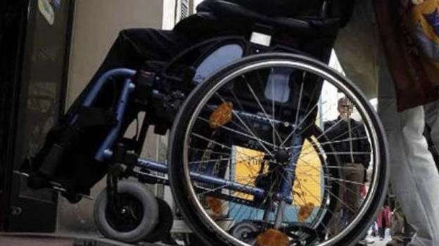 Torino: rubata la carrozzina a un disabile: "Sono le mie gambe"