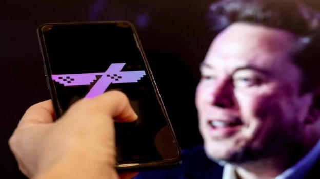 Elon Musk presenta Grok 3: l’intelligenza artificiale che punta su Marte