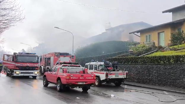 Un 22enne colpisce la madre e incendia la casa a Montepiano: la comunità di Vernio sconvolta