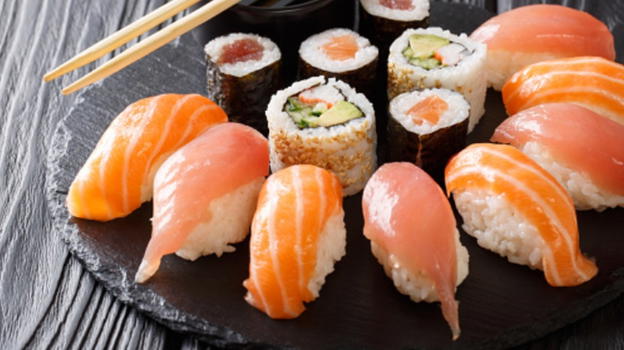 Pescara:Il numero delle persone intossicate a causa del sushi continua a salire, raggiungendo almeno 60 casi accertati