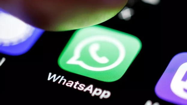 Pakistan: escluso da un gruppo Whatsapp, uomo fredda l’amministratore