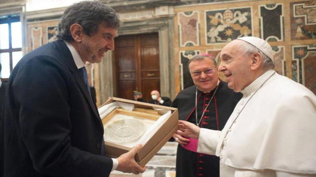 Marsilio ai funerali del Papa: "Profonda commozione. Francesco resterà nella storia e nei cuori degli abruzzesi"
