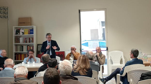 Tuturano, tanti i problemi emersi durante una riunione alla Biblioteca Sociale "Enzo Cosma"
