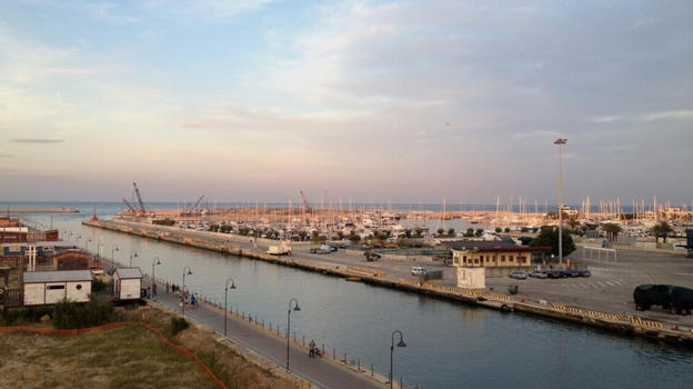 Pescara,  rinvenuto nel fiume il corpo senza vita di un uomo