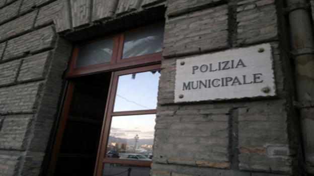 Milazzese 34enne trova un portafogli con 3mila euro e lo restituisce al proprietario