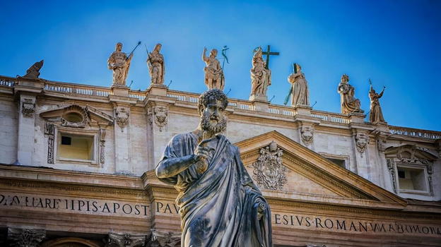 Conclave 2025, quanto costa ogni giorno: le spese nascoste e l’impatto economico dell’elezione del Papa