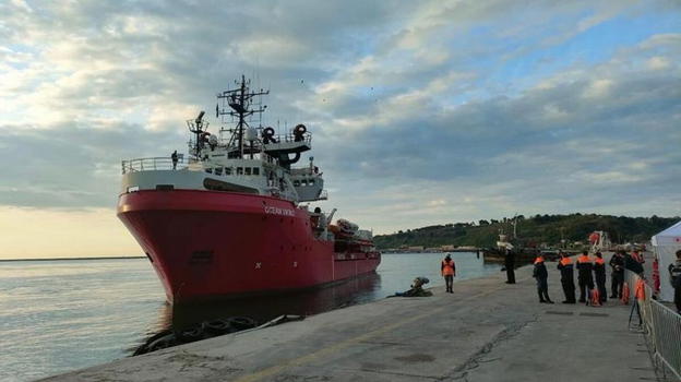 Sbarcati 108 migranti: resteranno in Abruzzo solo 23 minori non accompagnati