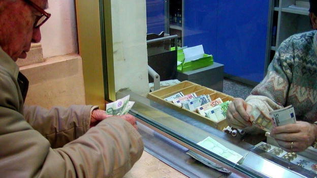 Pensioni, stop all’aumento dell’età troppo costoso per il Governo