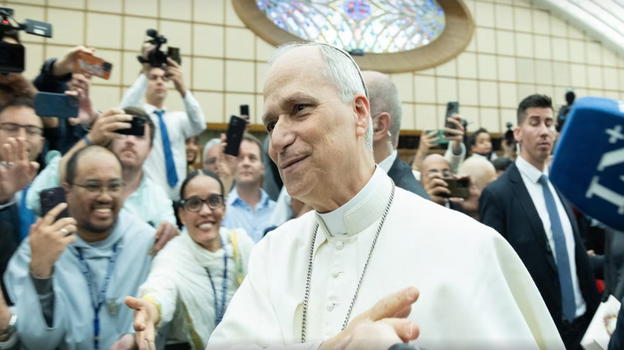 Papa Leone XIV Ironizza su Sinner: "Ok al Tennis Benefico, ma Senza Peccatori!"