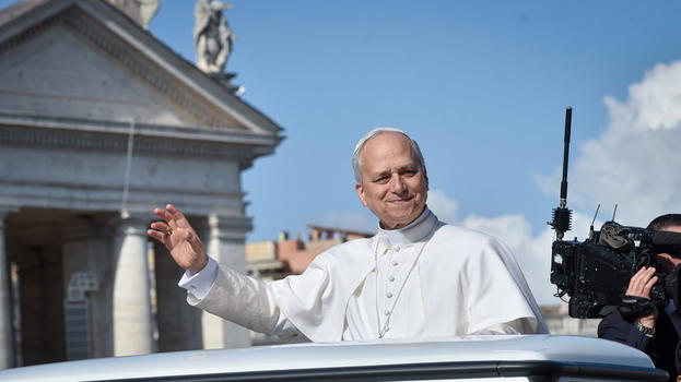 Papa Leone XIV: un Pontificato di umiltà e unità nell’Intronizzazione a San Pietro