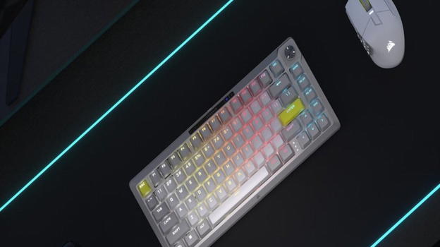 Corsair MAKR 75: la tastiera meccanica che rivoluziona la personalizzazione nel gaming