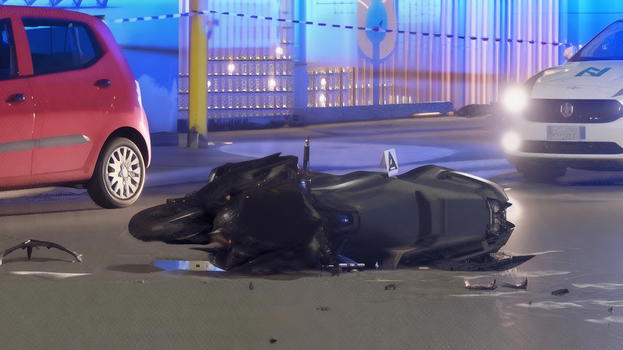 Milano: giovane di 21 Anni perde la vita in moto durante una fuga dalla polizia
