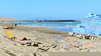 Sciagura Cervia: donna schiacciata da un mezzo sulla spiaggia mentre prendeva il sole
