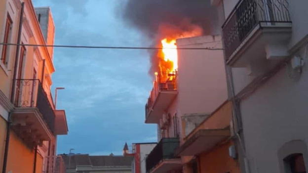 Incendio a Cassano delle Murge coinvolge Rosa e Vito Coppi: il racconto di un evento grave