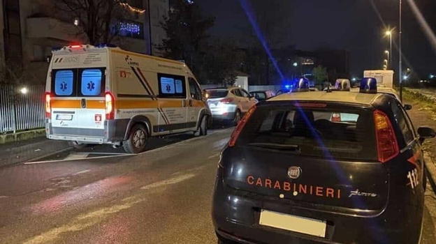 A Grugliasco, una lite familiare si è conclusa con il decesso di una donna di 61 anni in ospedale;