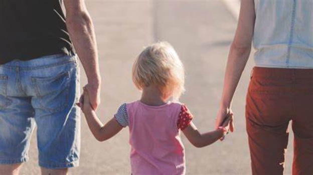 Abruzzo, un milione di euro per le famiglie: varato il nuovo piano per il sociale