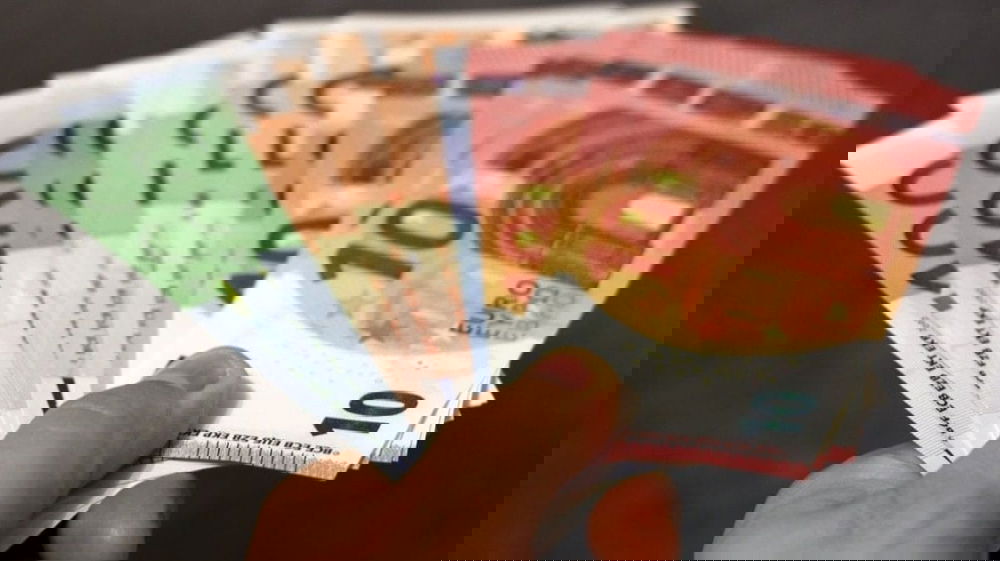 Bonus Iscro 2025: fino a 800 euro al mese per le Partite Iva in difficoltà, domande aperte dal 16 giugno