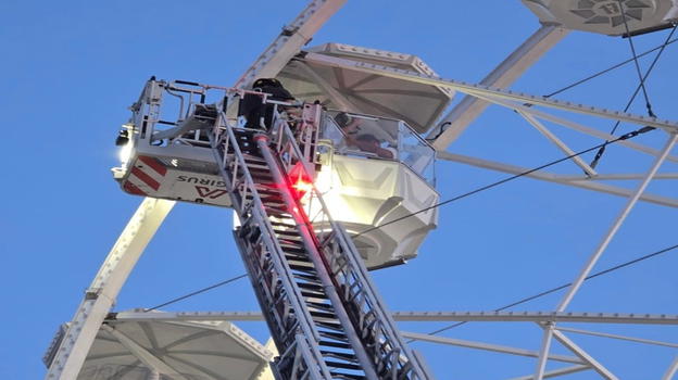 Panico sulla ruota panoramica di Molfetta: nonno e nipotina sospesi a 20 metri, salvati dai vigili del fuoco