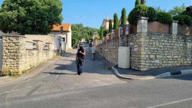 Francia, irruzione durante un matrimonio a Goult: muoiono la sposa e uno dei responsabili, tre persone colpite