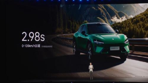 Xiaomi rivoluziona l’elettrico: SU7 Ultra da record e YU7 pronto a sfidare Tesla sul prezzo e sull’AI