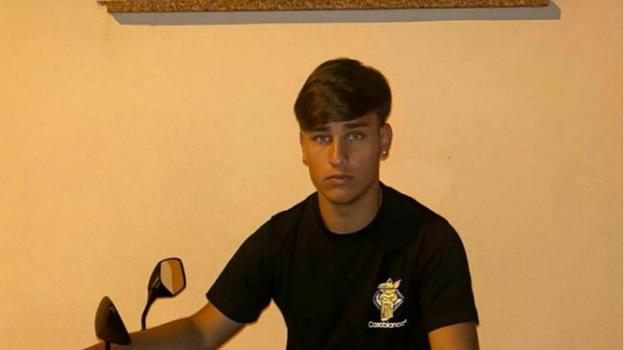 Addio a Luigi Petrella: il sedicenne perde la vita dopo un grave sinistro stradale, si cerca il conducente