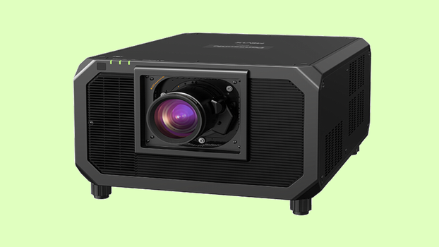Panasonic stabilisce un nuovo standard con il proiettore 4K ultra-compatto da 40.000 Lumen