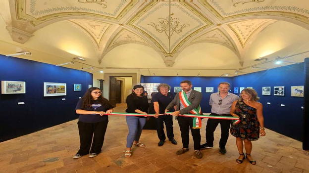 Da Picasso a Warhol, la mostra sulle cover d’artista a Lucca