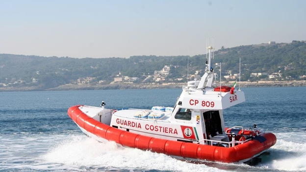 Scoperta inquietante a Castro: trovato corpo di un uomo in mare nelle prime ore del mattino