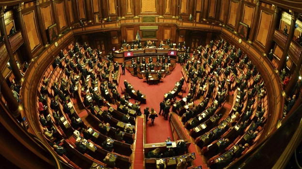 Vitalizi, scatta il ricorso contro i tagli: presenti anche ex deputati abruzzesi nell’elenco
