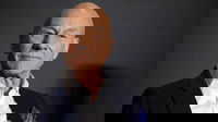 Patrick Stewart compie 85 anni auguri al Professor Xavier