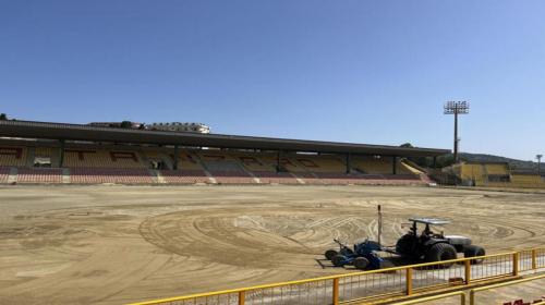 Catanzaro, le informazioni sulla ristrutturazione dello stadio "Ceravolo"