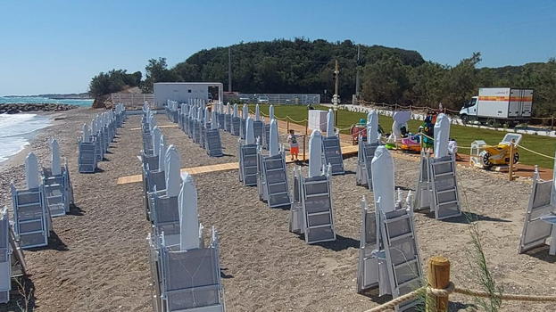 Il bus estivo non passa dalla spiaggia di Cerano: rabbia a Tuturano. "Noi sempre ignorati".