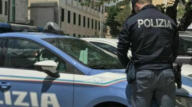 Frosinone, lite in casa degenera: ferisce la moglie e tenta un gesto estremo