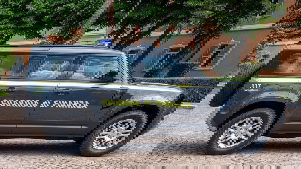 Padova, la Guardia di Finanza sequestra 156mila articoli di cancelleria irregolari