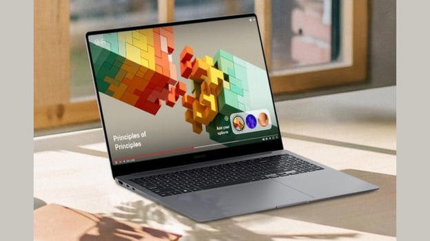 Samsung Galaxy Book5 Pro da 16": il nuovo portatile top con display AMOLED e 25 ore di autonomia