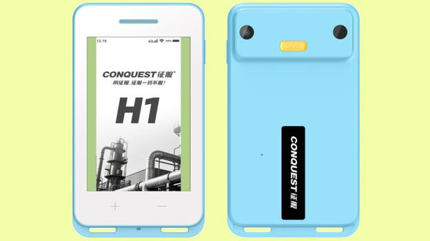 Conquest H1: il piccolo smartphone-badge per ambienti estremi