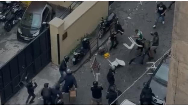 Napoli, scontri tra tifosi prima di Napoli-Sporting: contuso un supporter portoghese e sei fermati