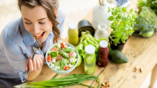 Mangiare più vegetali per vivere meglio e salvare il pianeta