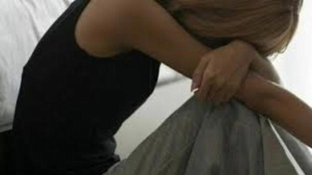 Pavia sotto shock: 29enne arrestato per abusi su studentessa e poliziotta
