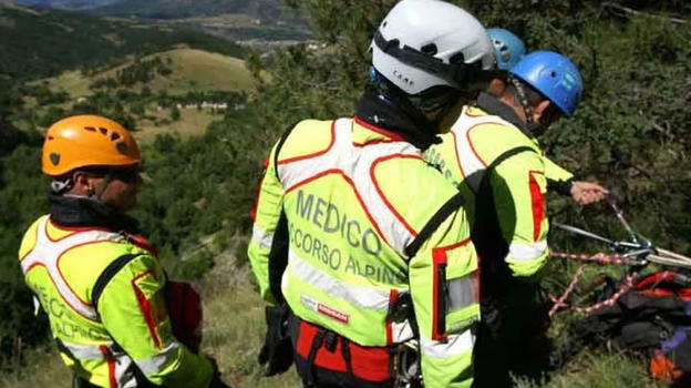 Bolzano: trovato vivo dopo tre giorni nel bosco grazie al selfie inviato