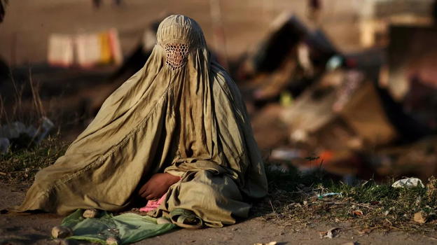 Bando ai burqa in Portogallo: multa di 4mila euro se indossato per motivi religiosi