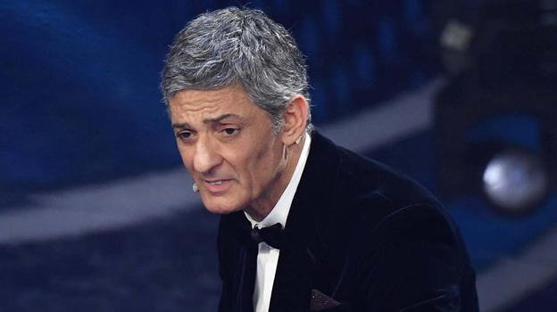 Fiorello: “Non sto bene”. Preoccupazione tra i fan, ma lo showman rassicura tutti